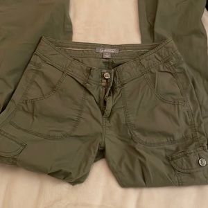 Guide series green cargo pants